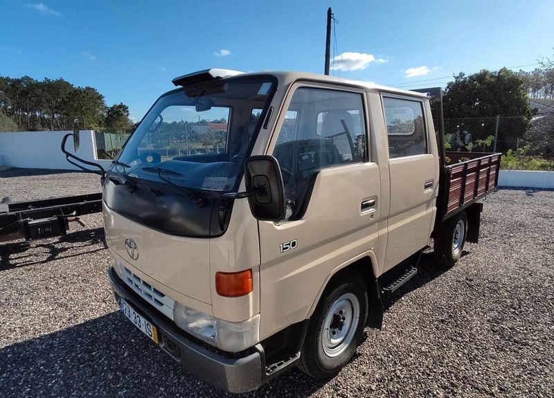 Toyota Dyna • 1997 • 298,000 km 2