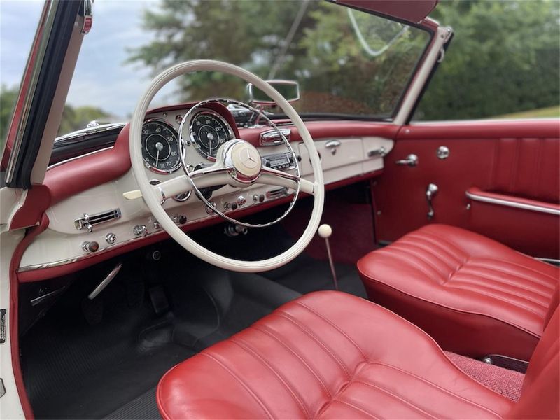 Mercedes-Benz 190 • 1963 • 31,000 km 12