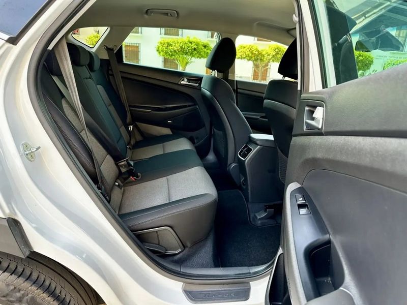 Hyundai Tucson • 2021 • 95,000 km 10