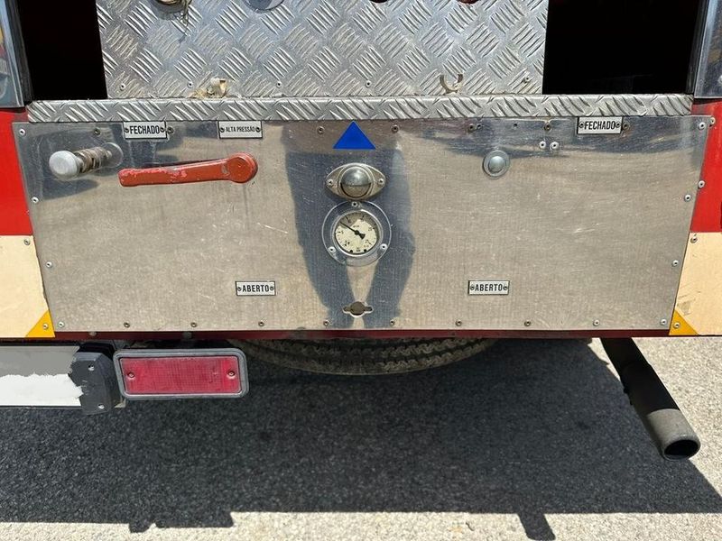 Toyota Dyna • 1992 • 90,000 km 3