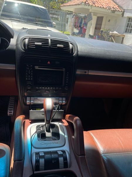 Porsche Cayenne • 2008 • 170,000 km 3