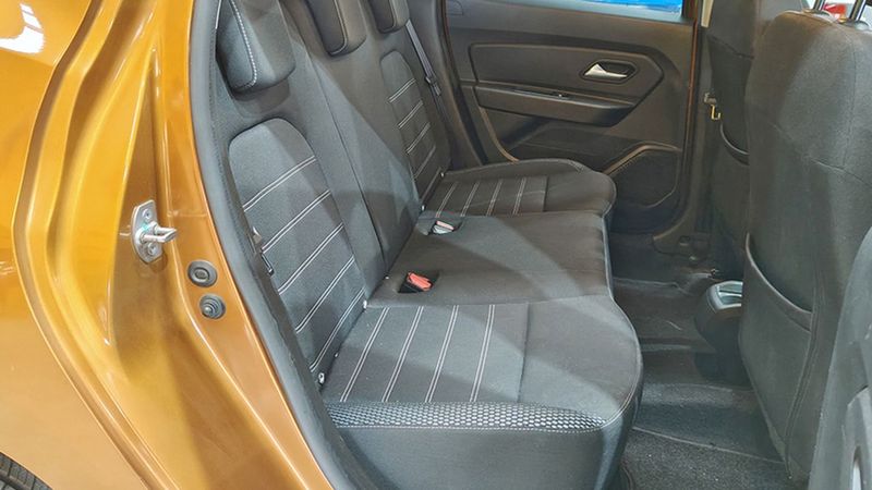 Dacia Duster • 2019 • 129,592 km 4