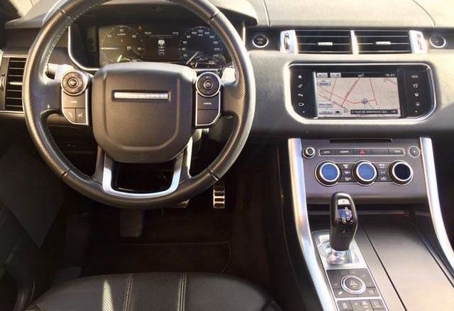 Land Rover Range Rover • 2014 • 250,000 km 5