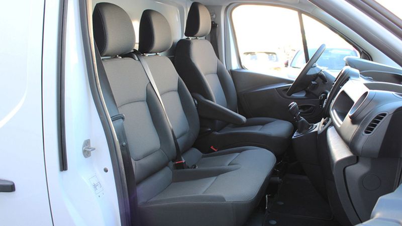 Nissan NV Cargo • 2020 • 29,990 km 4