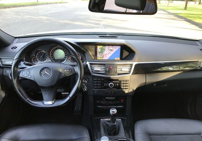 Mercedes-Benz E • 2010 • 185,000 km 5