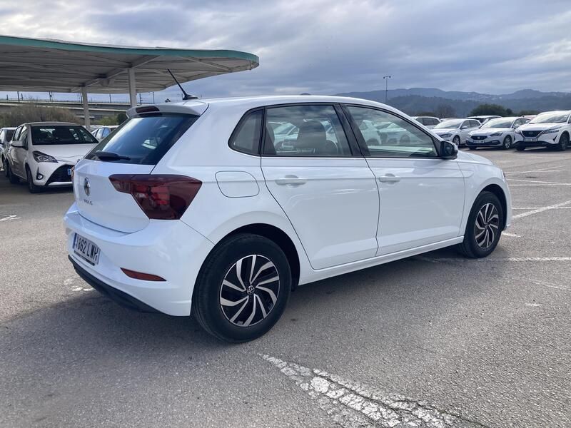 Volkswagen Polo • 2022 • 24,689 km 5