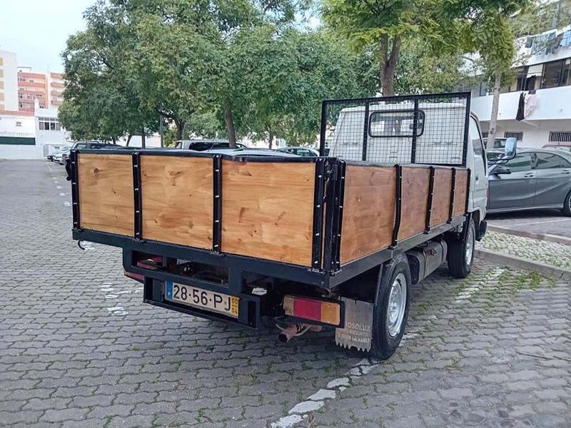 Toyota Dyna • 2000 • 240,000 km 7