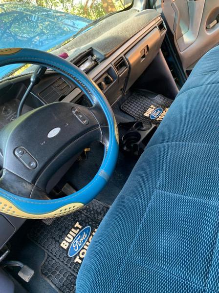 Ford F-150 • 1992 • 262,000 km 9