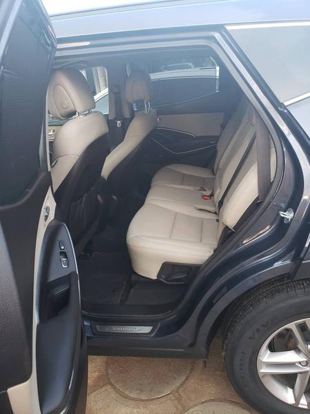 Hyundai Santa Fe • 2017 • 24,000 km 1