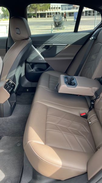 BMW 5 Series • 2024 • 7,100 km 16