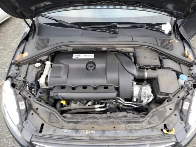 Volvo XC60 • 2014 • 10,000 mi 10