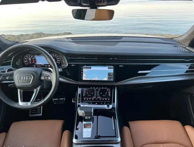 Audi RS Q8 • 2020 • 55,800 km 3