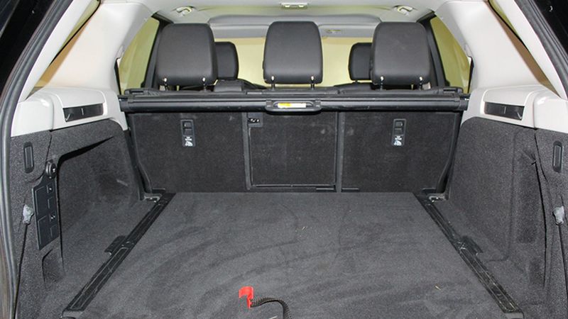 Land Rover Discovery • 2018 • 66,945 km 10