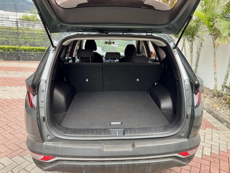 Hyundai Tucson • 2022 • 81,000 km 7