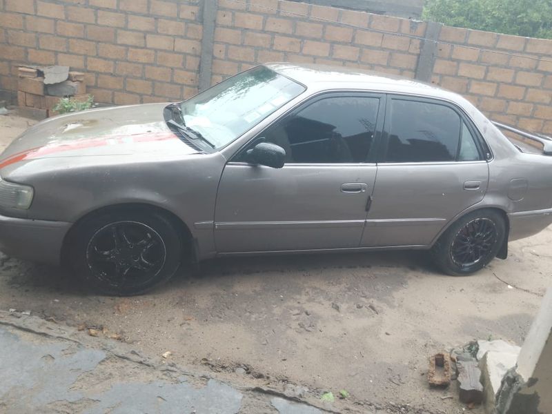 Toyota Corolla • 1997 • 250 km 2