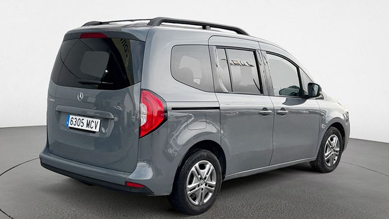 Mercedes-Benz Sprinter • 2022 • 12,238 km 4