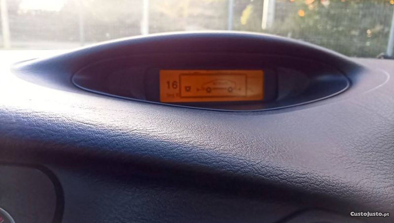 Citroën C5 • 2006 • 250,000 km 5