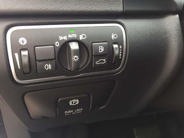 Volvo V60 • 2015 • 199,000 km 11