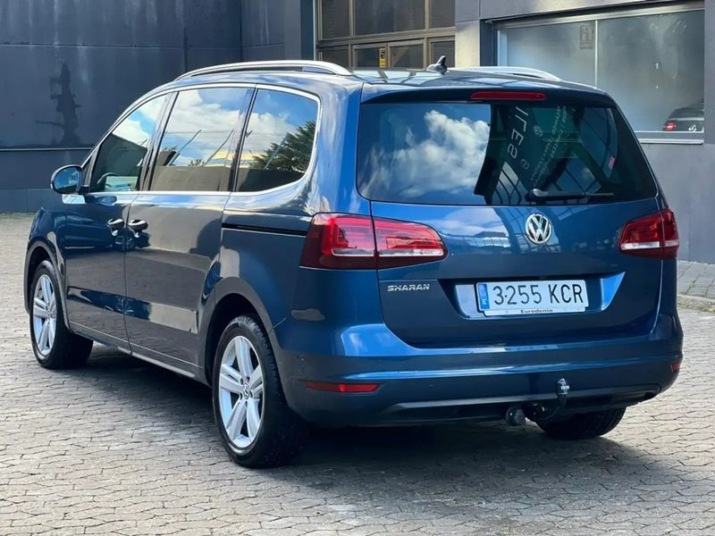 Volkswagen Sharan • 2017 • 98,000 km 3
