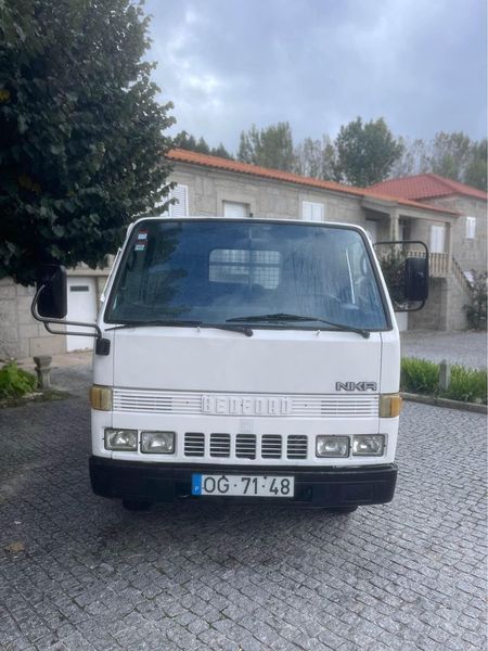 Ford E-150 • 1999 • 140,000 km 1