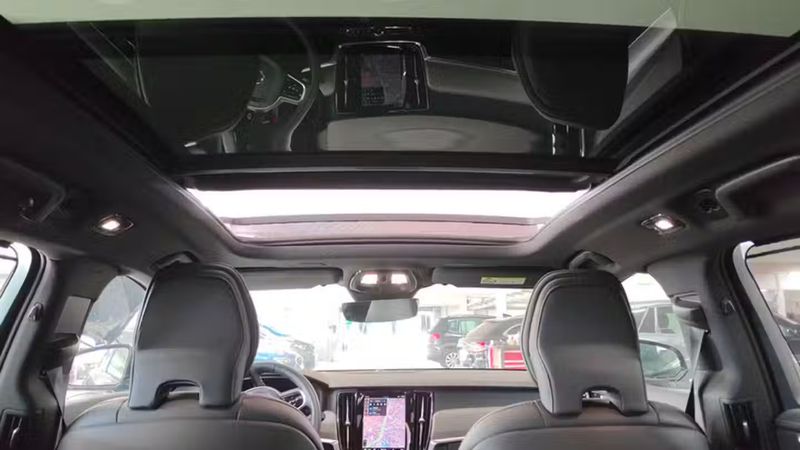 Volvo V90 • 2022 • 20,534 km 6