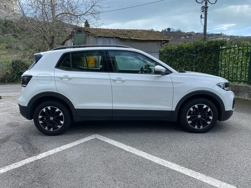 Volkswagen T-Cross • 2020 • 65,890 km 2