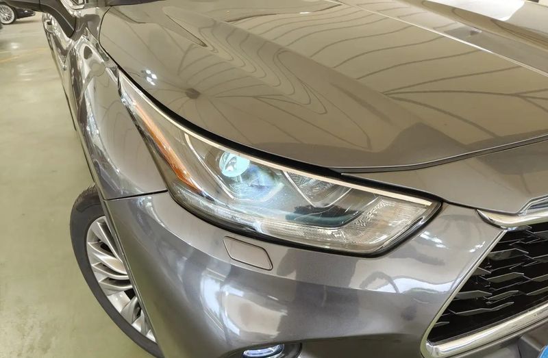 Toyota Highlander Hybrid • 2021 • 59,268 km 12