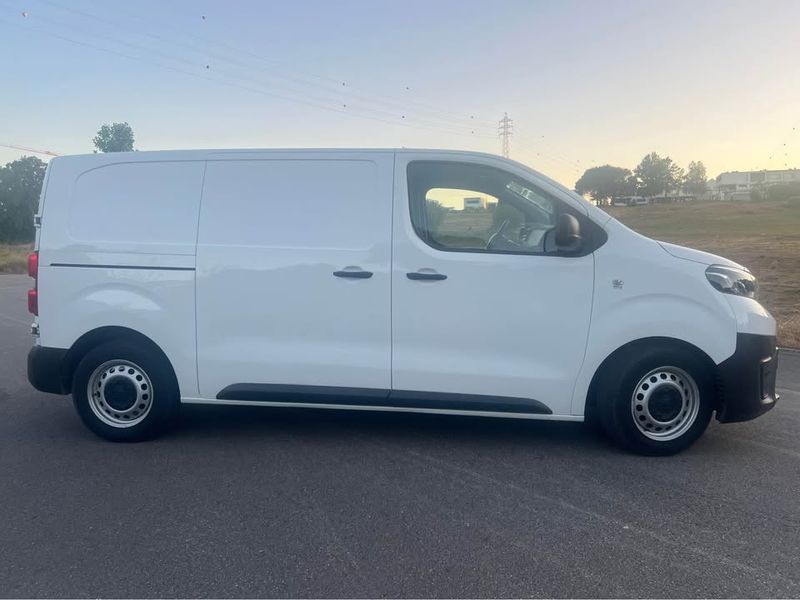 Peugeot 1007 • 2017 • 167,000 km 4