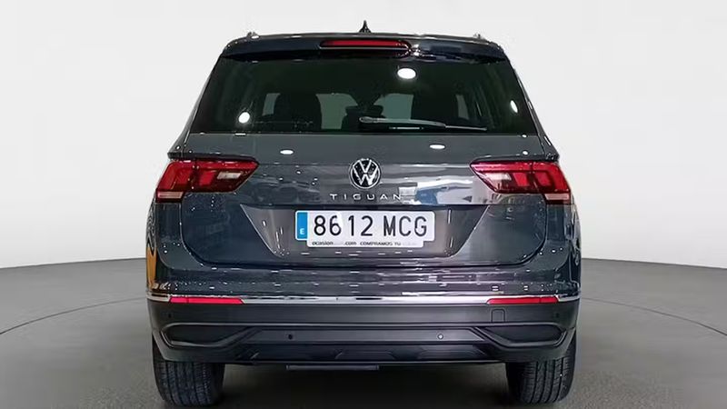 Volkswagen Tiguan • 2022 • 35,214 km 7