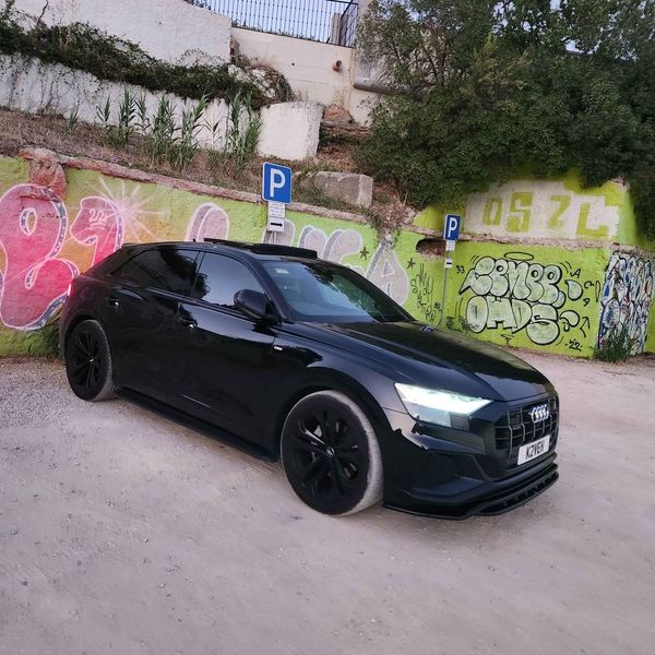 Audi Q8 • 2019 • 49,000 km 3