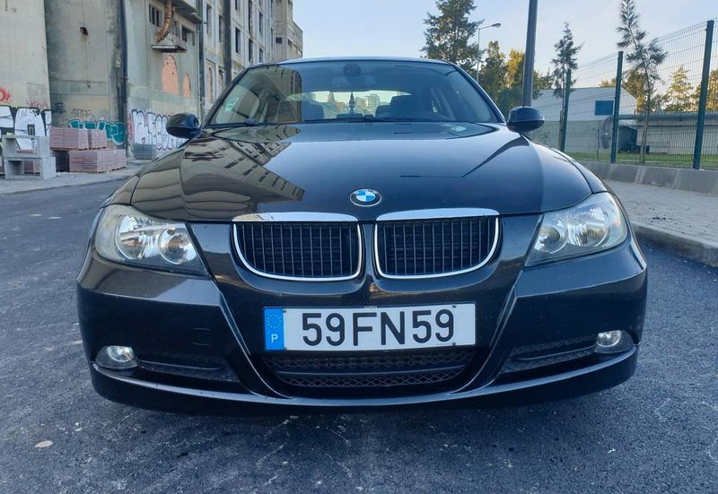 BMW 328i • 2008 • 249,999 km 1