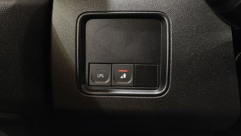 Dacia Duster • 2024 • 2,961 km 17