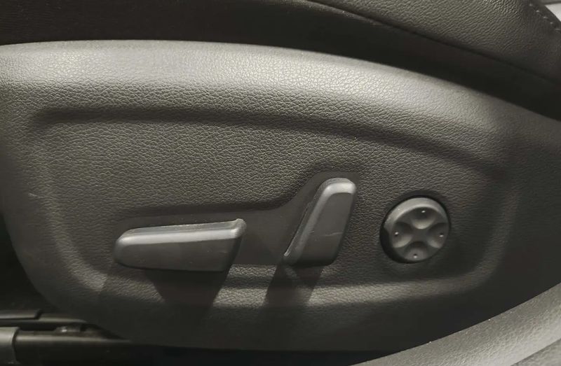 Hyundai i30 • 2022 • 37,707 km 11