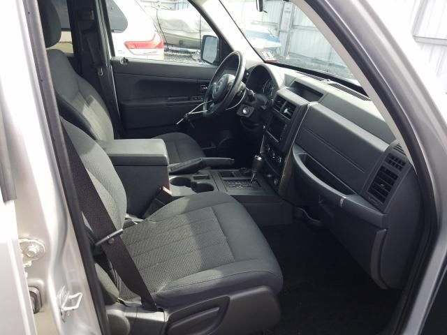 Jeep Liberty • 2011 • 10,000 mi 5