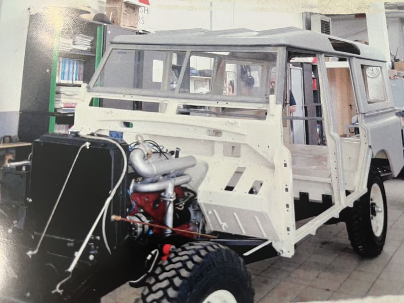 Land Rover 109 • 1982 • 3,600 km 16