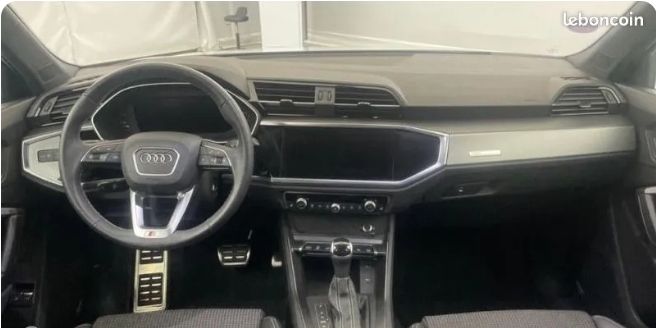 Audi Q3 • 2023 • 22,215 km 2