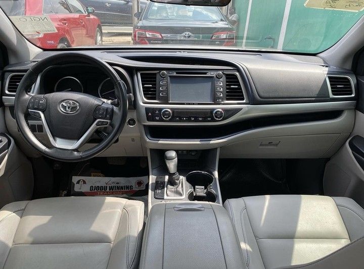 Toyota Highlander • 2017 • 34 km 3