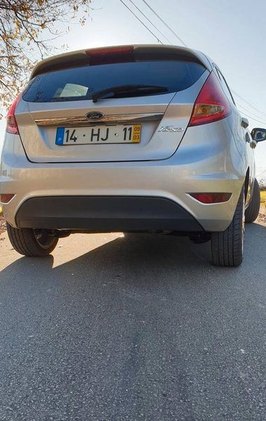 Ford Fiesta • 2009 • 90,000 km 2