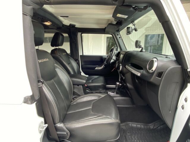 Jeep Wrangler • 2016 • 107,739 km 3