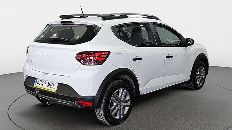 Dacia Sandero • 2023 • 19,200 km 5