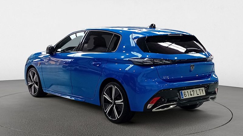 Peugeot 308 • 2021 • 42,107 km 4