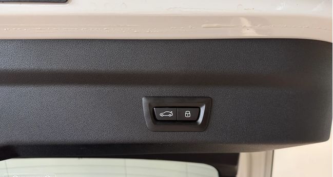 BMW X2 • 2024 • 2,500 km 25