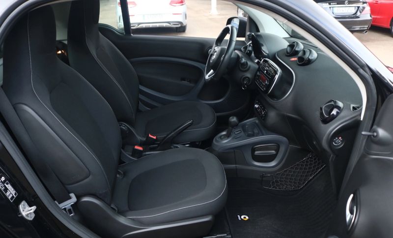 Smart Fortwo coupé • 2019 • 22,740 km 4