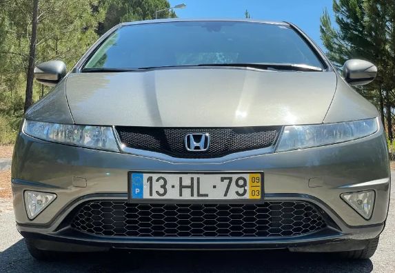 Honda Civic • 2009 • 125,000 km 1