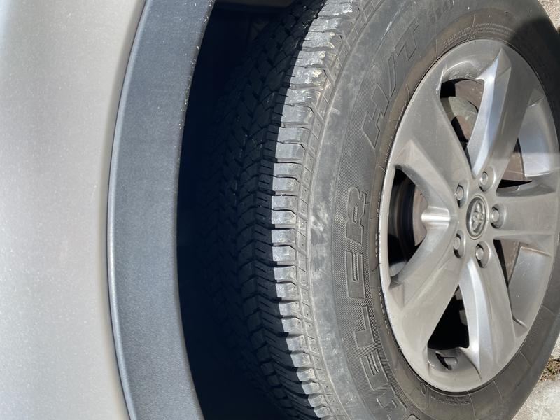 Toyota RAV4 • 2015 • 96,000 km 9