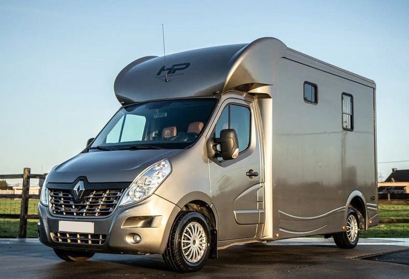 Renault Master • 2019 • 63,200 km 2