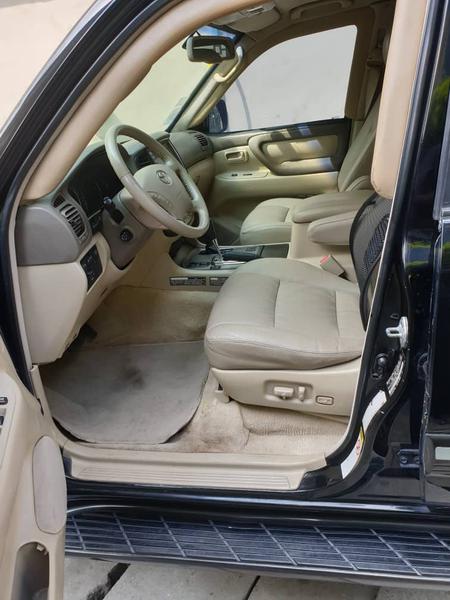 Toyota Land Cruiser • 2008 • 83,563 km 3