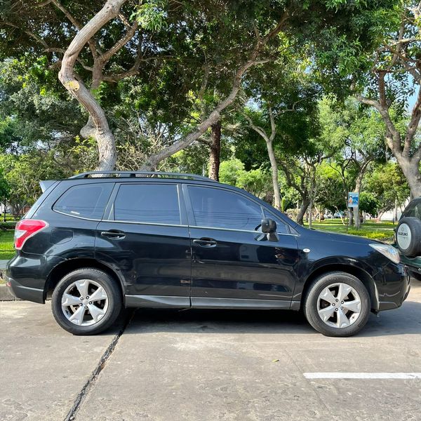 Subaru Forester • 2013 • 82,000 km 2