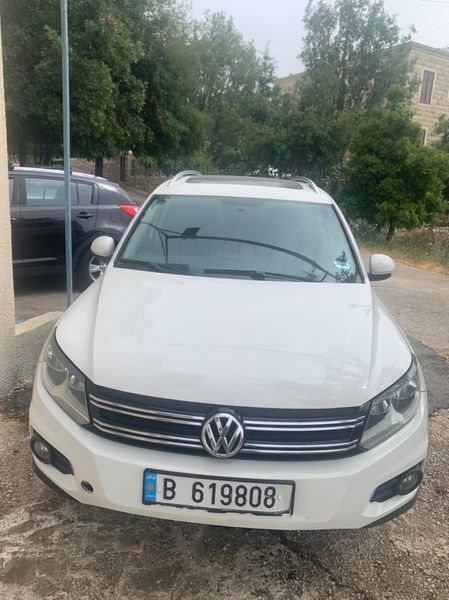 Volkswagen Tiguan • 2012 • 130,000 mi 2
