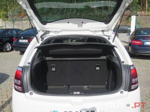 Citroën C3 • 2014 • 93,000 km 9